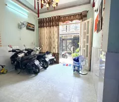 LÊ VĂN QUỚI HIẾM CÓ NHÀ 40M2 4 TẦNG 4PN 3WC SÂN THƯỢNG SHR NHỈNH 4 TỶ