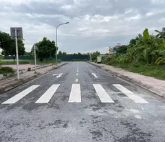 Đất Vàng Cự Khối: 71,5m2 - Đối diện Công viên, Hạ tầng 13m - Tiềm năng tăng giá vượt trội