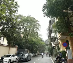 🏡 MẶT PHỐ PHÙNG CHÍ KIÊN- CẦU GIẤY - VỈA HÈ RỘNG - 7 TẦNG TM - THÔNG SÀN - DT 100TR/TH