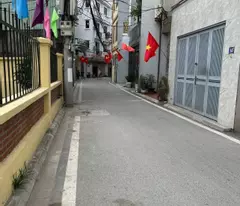 Bán nhà phố Giảng Võ, Đống Đa, ngõ kinh doanh, dân xây, ô chờ thang máy, 35m, 9.5 tỷ