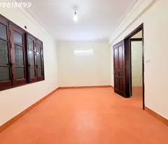 🏡 PHÂN LÔ TRẦN QUỐC HOÀN - CẦU GIẤY - Ô TÔ TRÁNH DỪNG ĐỖ - HAI MẶT THOÁNG - DÂN TRÍ CAO - Ở CỰC