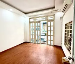NGAY NGÃ TƯ PHÚ NHUẬN - 20m2 - 3 TẦNG - CĂN GÓC - 3.55 TỶ