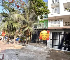 BÁN NHÀ MẶT TIỀN XE HƠI NGỦ TRONG NHÀ- D.TÔN THẤT THUYÊT- LƯU THÔNG KHÁNH HỘI- BẾN VĂN ĐỒN- NGUYỄN