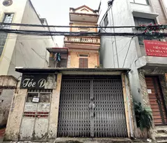 Bán nhà mặt phố Yên Lạc, Hai Bà Trưng 65m, 3 tầng, mt 5.6m. Giá: 25.2 tỷ. LH: 0937158386