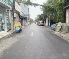 Cần bán 55,1m2 đất mặt phố Giang Biên. Phù hợp xây Văn Phòng Kinh Doanh