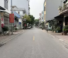 Cần bán 55,1m2 đất mặt phố Giang Biên. Phù hợp xây Văn Phòng Kinh Doanh