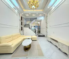 Nhà hẻm xe hơi Huỳnh Tấn Phát, có sân rộng, chỉ hơn 7 tỷ