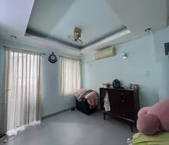 QUẬN 1 - 30 M2  - SÁT HẺM XE HƠI - GẦN MẶT TIỀN - 4 TẦNG BTCT - KO QH - 5.5 TỶ.