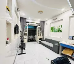 Bán nhà đường số 5, Phường Linh Tây, Thủ Đức, TP HCM. DT 51m2, 2 tầng, SH. Giá 4.93 tỷ