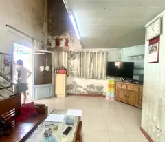 Bán nhà đường Nguyễn Thị Định, Phường Cát Lái, Q2, TP HCM. DT 105m2, cấp 4. Giá 7 tỷ. LH:
