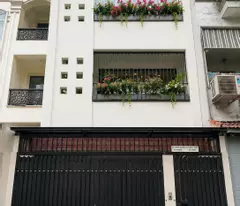 Bán Nhà Đẹp Chỉ 1 Thùng Sơn 5x14- 11 Tỷ 5-Quận 7