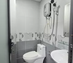 Nhà mới 2 lầu sân thượng hẻm 152 Hưng Phú P8Q8 P.Chánh Hưng