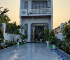 Bán nhà mặt tiền Rừng Dầu, Mỹ Hạnh Bắc dt 175m2 đã hoàn công , 1 lầu ,3pn 3wc giá 3,8 tỷ