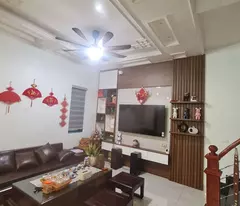 Hoa Hậu Lê Xá - Bát Tràng: 63,3m2 nhà 5 tầng thang máy, lô góc thoáng, đường ô tô tránh