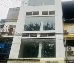 Cho thuê nhà mặt phố Đặng Tiến Đông, quận Đống Đa, vị trí đẹp, đối diện công viên Gò Đống Đa