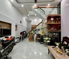 Bán nhà 1/ đường Bình Trị Đông, Bình Tân - dtsd 92m2 - ngang 4.4m - Shr - 5.6 tỷ (tl)