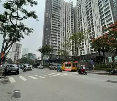 🏢MẶT PHỐ TRUNG KÍNH LỚN - CẦU GIẤY - MẶT TIỀN 9M - KINH DOANH ĐỈNH- CHO THUÊ 100 TR/TH