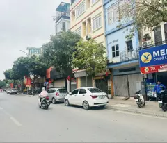 CHÍNH CHỦ CẦN BÁN GÂP ĐẤT MẶT PHỐ THẠCH BÀN 38M2 MẶT TIỀN 3.5M  VI TRÍ CỰC HIẾM . MỘT LÔ DUY NHẤT