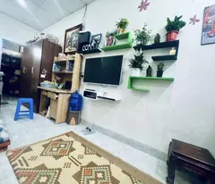 CHÍNH CHỦ CẦN BÁN GÂP ĐẤT MẶT PHỐ THẠCH BÀN 38M2 MẶT TIỀN 3.5M  VI TRÍ CỰC HIẾM . MỘT LÔ DUY NHẤT