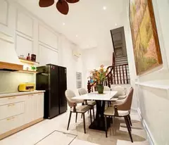 Nhà Kim Mã 48m full nội thất cao cấp 5 phòng ngủ ô tô đỗ cửa hiếm bán giá 17.6 tỷ 0878168006