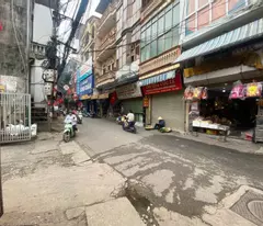 CẦN BÁN NHÀ MẶT PHỐ KHƯƠNG TRUNG – 40M² – 2 THOÁNG – KD ĐỈNH