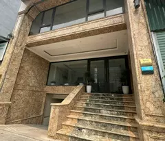 Bán tòa nhà làm trụ sở cty 7,5 tầng, mới xd (có hầm, 5 tầng office, 2 tầng để ở) tại Hà Đông