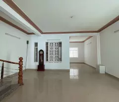 Cho Thuê Nhà Nguyên Căn Đường 2/9 Đà Nẵng 4 Tầng Có Thang Máy, dt 175m² giá tốt