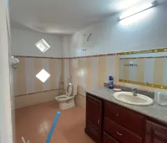 Cho Thuê Nhà Nguyên Căn Đường 2/9 Đà Nẵng 4 Tầng Có Thang Máy, dt 175m² giá tốt