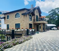 Cho thuê nhà mặt tiền Hùng Vương Phường 9 Đà Lạt 120 triệu/tháng
