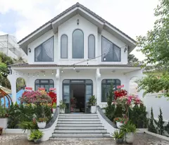 Cho thuê Villa đồi Đa Phú săn mây sân vườn và hồ bơi cực chill 50 triệu/tháng