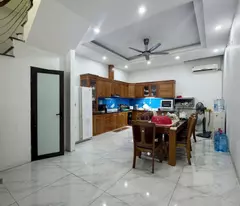 Bán Nhà Giang Biên Long Biên 75m2, 5 Tầng, Ô Chờ Thang Máy, Giá Tốt Nhất 2026