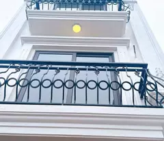 Chính chủ bán nhà Ỷ Lan, 48m  5 tầng, nhỉnh 5 tỷ. Dân xây chắc chắn. độc lập một căn.
