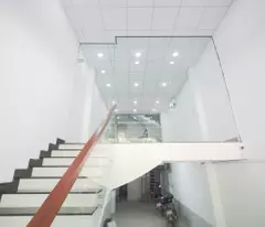 Cho thuê văn phòng (16-40m2)  ngay Trung Tâm Triển Lãm Tân Bình, Ngã 4 Bảy Hiền.