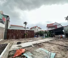 Chính chủ bán lô đất 40m2 vuông vắn chỉ hơn 2 tỷ tại trung tâm thị trấn Văn Giang