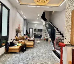 Bán nhà mặt phố 3 tầng, đường số 38, Hiệp Bình Chánh, Thủ Đức, TP HCM. DT - 70m2. Giá  8.4 tỷ