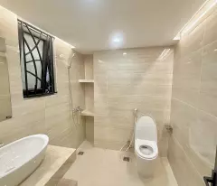 CHO THUÊ NHÀ MỚI 100% – THANG MÁY – Ô TÔ TẬN CỬA – PHÙ HỢP VĂN PHÒNG, SPA, STUDIO