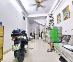 NHÀ ĐẸP Ở NGAY • KHƯƠNG TRUNG • 24M2 ❌ 4 TẦNG • 3.X TỶ ( NHỎ)