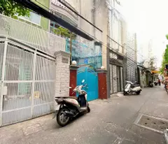 CHÍNH CHỦ CẦN BÁN NHÀ 2 TẦNG MẶT TIỀN HXH 8M Đ.ĐOÀN VĂN VƠ, QUẬN 4- 4M*17M VUÔNG ĐẸP- CHỈ 6,3T- VỊ