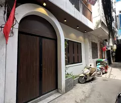 PHỐ HUẾ – LÔ GÓC – 6 TẦNG THANG MÁY – Ô TÔ – CHỈ 17 TỶ