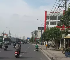 CẦN BÁN NHÀ MẶT TIỀN KINH DOANH ĐƯỜNG DT743 – KHU KINH DOANH BUÔN BÁN SẦM UẤT NHẤT PHƯỜNG AN PHÚ.