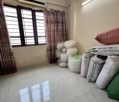 Bán nhà tam trinh 4 tầng dân xây ở ngay SH quay đầu hai bà trưng