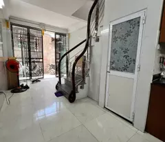 Bán nhà tam trinh 4 tầng dân xây ở ngay SH quay đầu hai bà trưng