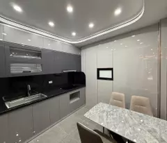 Bán gấp nhà Quan Nhân: 38m2 x 5 tầng kiên cố, nội thất xịn, giá cực tốt 11 tỷ.