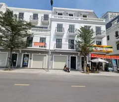 BÁN NHANH SHOPHOUSE TRUNG TÂM TP DĨ AN – VỊ TRÍ VÀNG KINH DOANH SIÊU ĐẸP