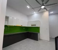 Bán nhà 2 mặt tiền xã Mỹ Hạnh Bắc dt 108m2 1 lầu 2pn,2wc , sân oto đã hoàn công giá 2,75 tỷ