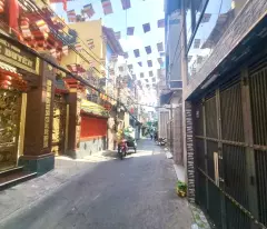 BÁN NHÀ 3 TẦNG Đ.XÓM CHIẾU KẾ NGAY MT XE HƠI- 55M2-CHỈ 6.2T- DÒNG TIỀN 12TR MỔI THÁNG- LƯU THÔNG