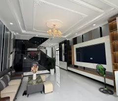 Villa vườn hiếm 6x33m ngay chợ Long Thượng – sân cực rộng, nhìn là mê. Giá full 4Ty250. SHR Hoàn
