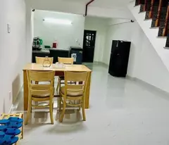 Cho thuê căn hộ Nguyễn Đình Quân phường 5 Đà Lạt 5.5 triệu/tháng