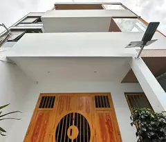 Ở NGAY!8 PHÒNG CHO THUÊ,NHÀ NGUYÊN XÁ,OTO30M,DT42MX6T,7.8TY, KHÔNG QUY HOẠCH