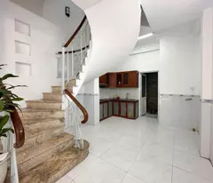 KHU VỰC GẦN NHÀ GA T3 CÓ CĂN HIẾM  ĐẸP DT LỚN